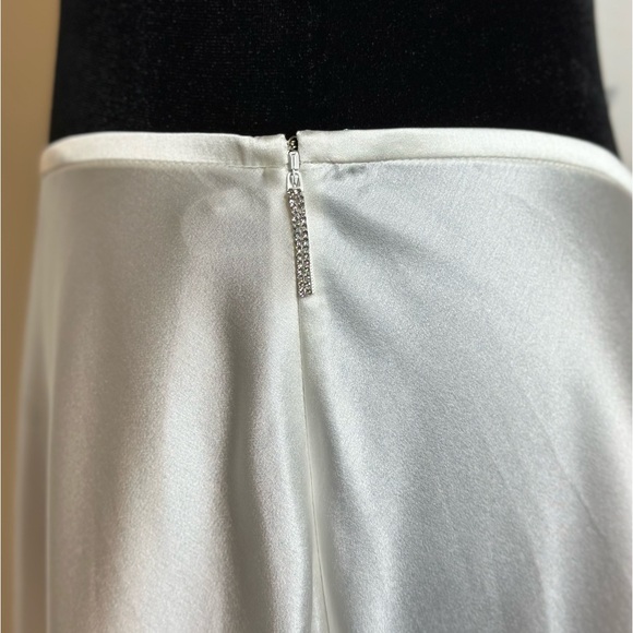 Nue Studio Leatitia Skirt - Picture 7 of 7